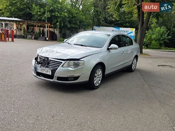 Авто Volkswagen Passat 2006 № 8986757