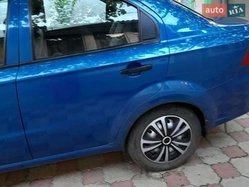Авто Chevrolet Aveo 2008 № 8987135
