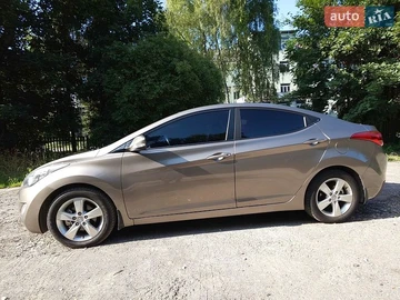 Авто Hyundai Elantra 2012 № 8988254