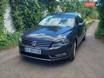 Авто Volkswagen Passat 2011 № 8988462
