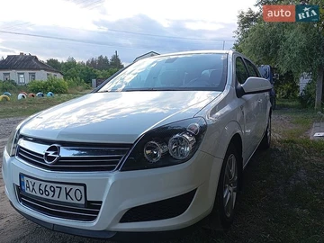 Авто Opel Astra 2010 № 8988758