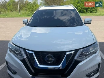 Авто Nissan Rogue 2017 № 8990002