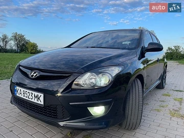 Авто Hyundai I30 2010 № 8990518