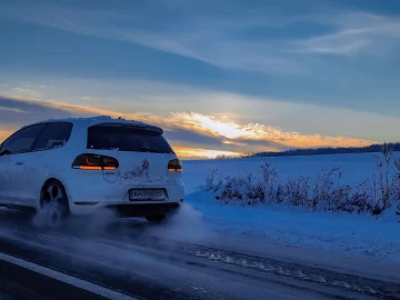 Авто Volkswagen Golf 2010 № 6884795