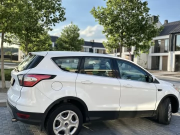 Авто Ford Kuga 2017 № 6735683