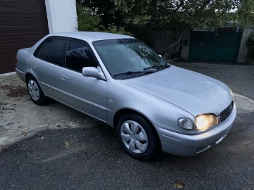Авто Toyota Corolla 2000 № 6761865