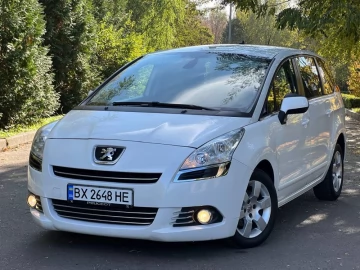 Авто Peugeot 5008 2012 № 6815898