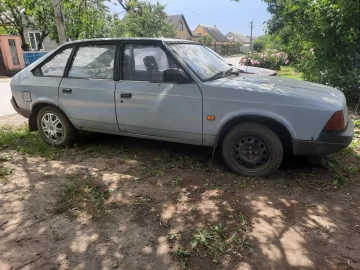 Авто  2141 1991 № 6867365
