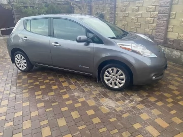 Авто Nissan Leaf 2015 № 6895379