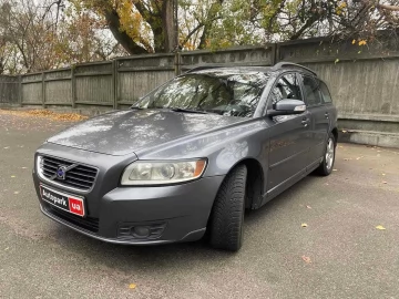 Авто Volvo V50 2008 № 6896260