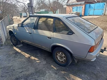 Авто  2141 1992 № 6910285