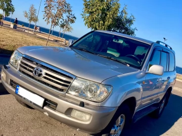 Авто Toyota Land Cruiser 100 2006 № 6932749