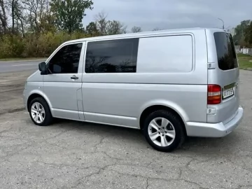 Авто Volkswagen Transporter 2008 № 6934359