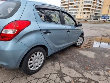 Авто Hyundai I20 2010 № 6959988