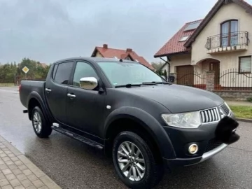 Авто Mitsubishi L 200 2011 № 6964988