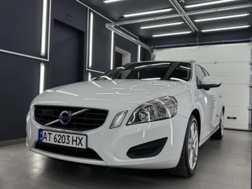 Авто Volvo V60 2012 № 6971588