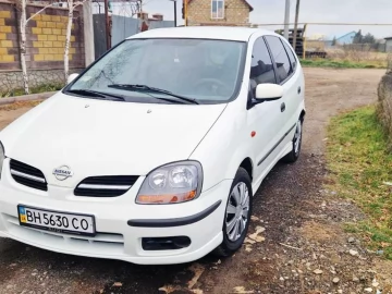 Авто Nissan Almera Tino 2000 № 6973796