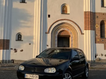 Авто Volkswagen Golf 2002 № 6981372