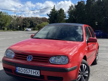 Авто Volkswagen Golf 2000 № 6982791