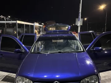 Авто Volkswagen Golf 1999 № 6984977