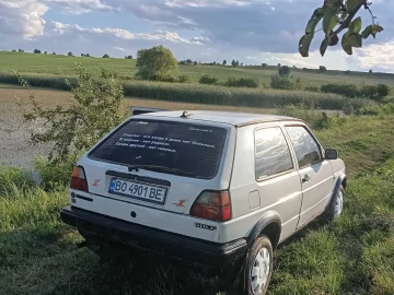 Авто Volkswagen Amarok 1994 № 6997445