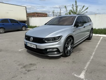 Авто Volkswagen Passat Hatchback 2017 № 7000390