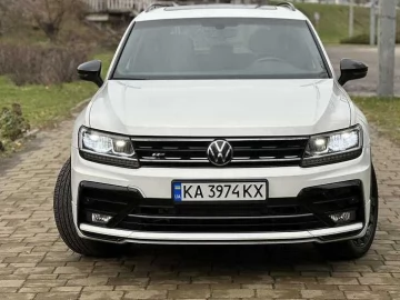 Авто Volkswagen Tiguan 2018 № 7003742