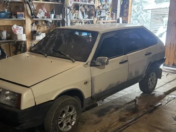 Авто ВАЗ 2109I 1988 № 7003847