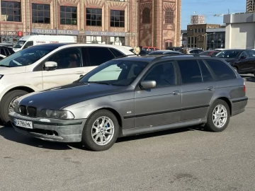 Авто BMW 5 Серия 2003 № 7006973