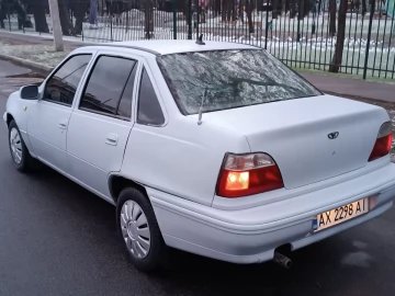 Авто Daewoo Nexia 2001 № 7008451