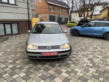 Авто Volkswagen Golf 2003 № 7019148