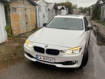 Авто BMW 3 Серия 2015 № 7034291