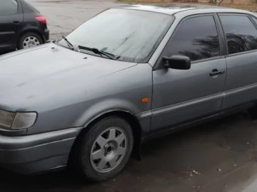 Авто Volkswagen Passat Sedan 1994 № 7034972