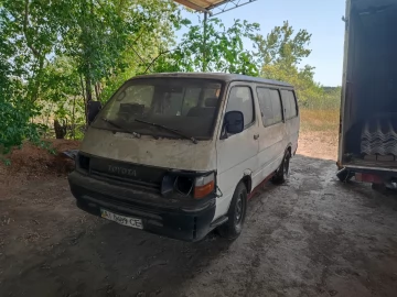 Авто Toyota Hiace 1994 № 7035219