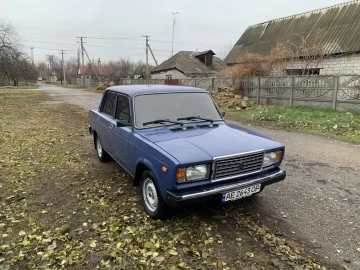 Авто ВАЗ 2107 2005 № 7035807