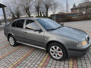 Авто Skoda Octavia 2003 № 7040162