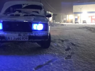 Авто ВАЗ 2107 1994 № 7041492