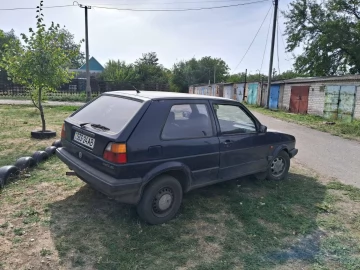Авто Volkswagen Golf 1990 № 7044511