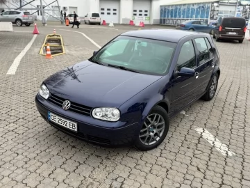 Авто Volkswagen Golf 2001 № 7045962