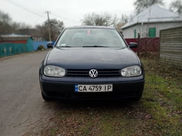 Авто Volkswagen Golf 1998 № 7048058