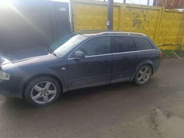 Авто Audi A4 2003 № 7048171