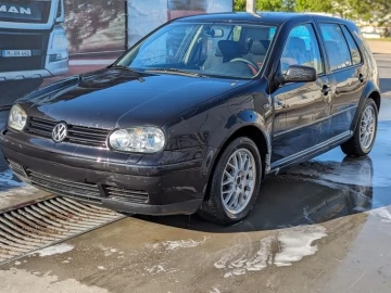 Авто Volkswagen Golf 1999 № 7048969