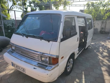 Авто Mazda E 2000 2200 Bus 1992 № 7049909