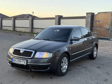 Авто Skoda Superb 2004 № 7050674