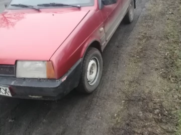 Авто ВАЗ 2109 1983 № 7050827