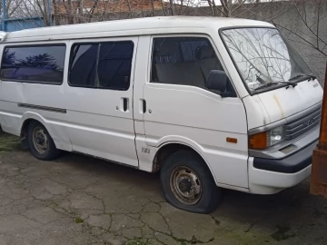 Авто Mazda E 2000 2200 Bus 1998 № 7051127