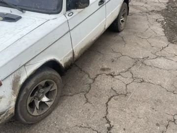 Авто ВАЗ 2106 1980 № 7052860