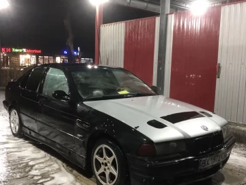 Авто BMW 3 Серия 1992 № 7054113