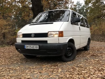 Авто Volkswagen Transporter 2000 № 7055107