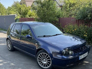 Авто Volkswagen Golf 2000 № 7055714